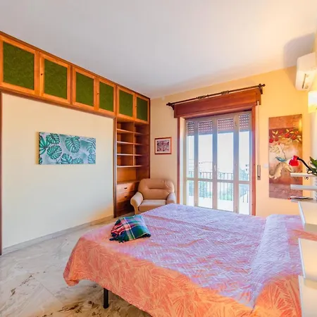 La Terrazza Di Siracusa - Roomy And Bright Flat