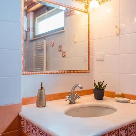Apartment La Terrazza Di Siracusa - Roomy And Bright Flat