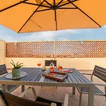 Guesthost - La Terrazza Di Siracusa - Roomy And Bright Flat شقة