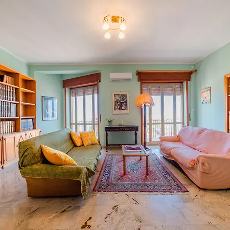 Guesthost - La Terrazza Di Siracusa - Roomy And Bright Flat *
